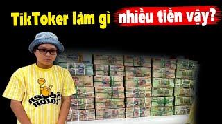 Phạm Thoại ủng hộ tới 5 tỷ, TikToker kiếm tiền như thế nào?