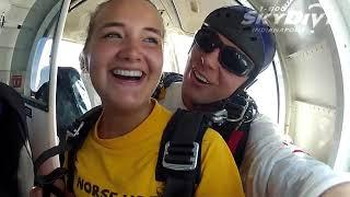 Jen Rhodes's AFF skydive!