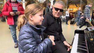 9 Year Old Girl Shows Her Talents At The Public Piano