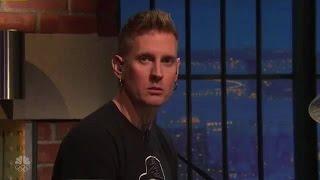 Brann Dailor can't pronounce "niche"