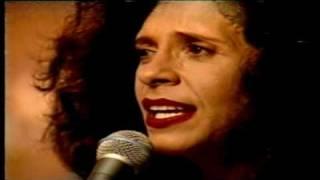 GAL COSTA - QUANDO BATE UMA SAUDADE (1995)