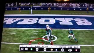 Madden 11 Tipped Pass For A Simple Touchdown