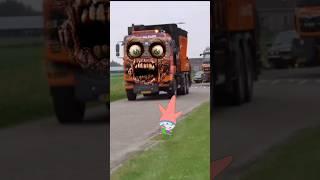 AmazingTRUCK TRONTON FUSO ZOMBIETruk Oleng, Truck Zombie #dumptruck #zombiesurvival #shorts