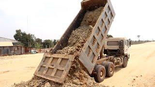 Amazing Dump truck unloading dirt drivers skill