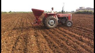 Different Fertilizer Application Methods in Field