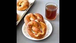 Easy  Sourdough  Soft Pretzels