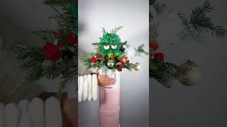 Flower and balloon grinch stealing christmas  #jesydecorations #balloonsculpture