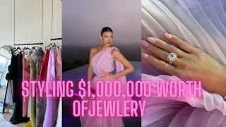 I'M WEARING $1,000,000 WORTH OF DIAMONDS