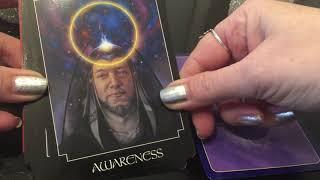 Psychic Tarot - Tarot/Oracle Cards-Close Up Review-Great deck for beginners!