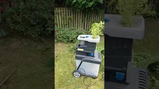 Mac Allister Screwfix shredder - shredding stuff !