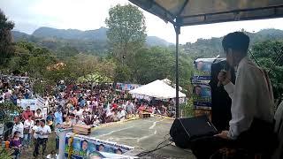 pacho sin fortuna le hace homenaje a mujeres con cancion de Leonardo favio l humorista colombiano