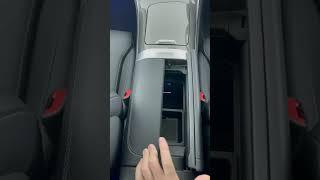 Mercedes Benz storages and arm compartments