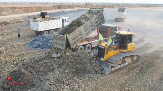 Wonderful Extreme Bulldozer Pushing Gravel Working With ​​Dump Truck Spreading