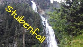 Der Stuibenfall im Ötztal mit Beleuchtung und Licht