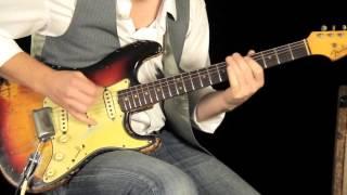 Vintage 1963 Fender Stratocaster Demo and Tone Review