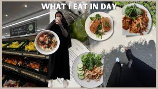 What I eat in a day muslim girl | simple halal, kinda healthy and homemade recipes