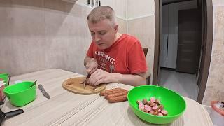 Мы были на ВОЛОСКЕ от смерти! Вован ОТСТАРНИЛ меня и варит суп САМ) Лёгкий супчик на обед Влог