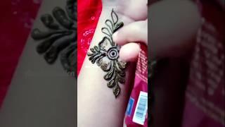 Gorgeous Henna mehndi design for front hand// mehndi design# shorts 