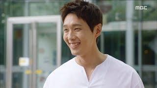 [Risky Romance] EP17Lee Si-young reaches out to Ji Hyun-woo, who smiles brightly.,사생결단 로맨스20180821