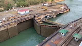 Panama Canal. Island Princess.