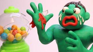 BLOODY Hulk Gumball Machine  Animated Superheroes in Real Life Play Doh Movies Jamie JyRivers