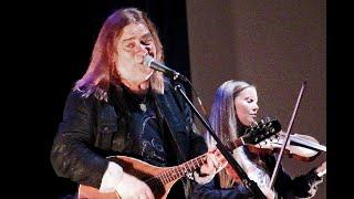 Shadows & Light (& Nancy Whisky) In Cleveland: Alan Doyle & The Beautiful, Beautiful Band, Music Box