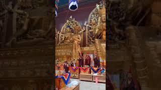 Tibetan Monks Chanting - Tibetan Buddhist Prayer-  Buddhist Ritual 