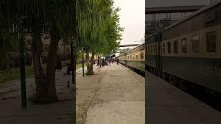 Tezgam 7up at Lalamusa Junction Pakistan Railways