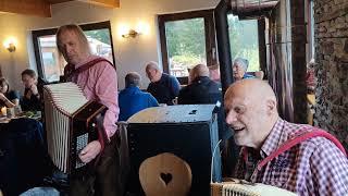 Rennsteig u Kreuzberglied-Gerhard und Werner - auf der Gemündener Hütte-31.10.24