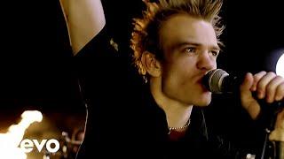 Sum 41 - Underclass Hero (Official Music Video)