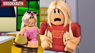 MY MOM HATES ME BECAUSE I AM UGLY!! ROBLOX MOVIE (CoxoSparkle)