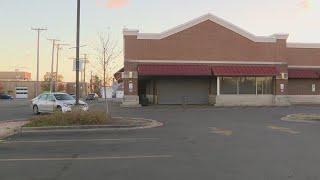 West Pullman's last grocery store abruptly closes