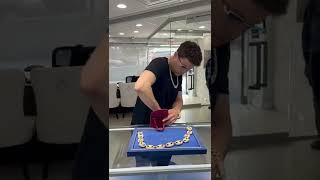 Metaverse Agent Brings in $250,000 Worth of Jewely!  #shorts