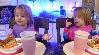 Twins have lunch with dad