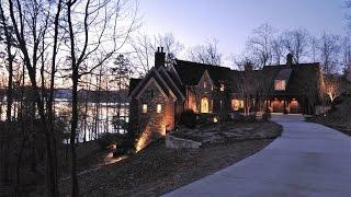 Elegant and Timeless Waterfront Estate in New London, North Carolina