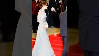 Wow, Catherine,princess of Wales, look amazing in this movie premier outing ￼