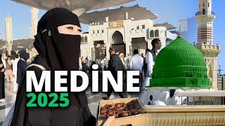 I am in Medina - the shrine of the Prophet of Islam