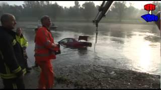 Auto te water Lathumseveerweg in Velp