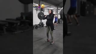 Беременная  женщина  #shorts#baby