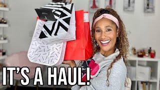 It's a Haul! Luxury Shoes, Lululemon, Mini Sephora Haul, & More! | Day 8 of Chelsmas