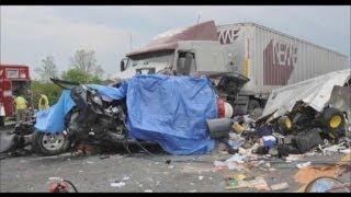 Truck Drivers Texting While Driving Caught on Tape