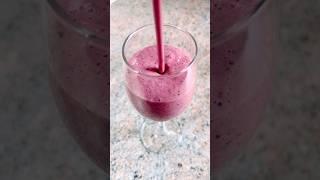 Berry Smoothie: Refreshing and Easy to Make!  #shorts