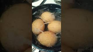 eggs а где же яйца?)