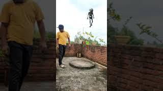 Alien attacking man funny vfx magic video | Kinemaster editing | By Ayan mechanic