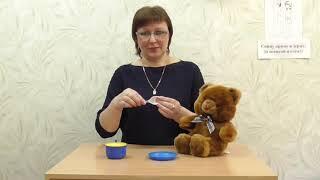 Формирование умения пользоваться ложкой