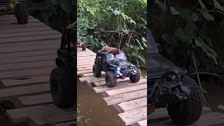 Walk the Trail, WTT 2.0, crawlers on a bridge