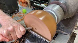Woodturning a Basic Bowl
