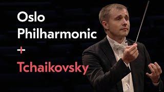 Symphony No. 4 / Pyotr Tchaikovsky  / Vasily Petrenko / Oslo Philharmonic