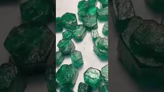 Gem Quality Swat Emerald Available. Sizes 5-84 CT. Total weight 3300 Carters  7500 $ ️Natural 100 %