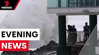 Tropical Cyclone Alfred lashes east coast causing blackouts and flash flooding | 7NEWS